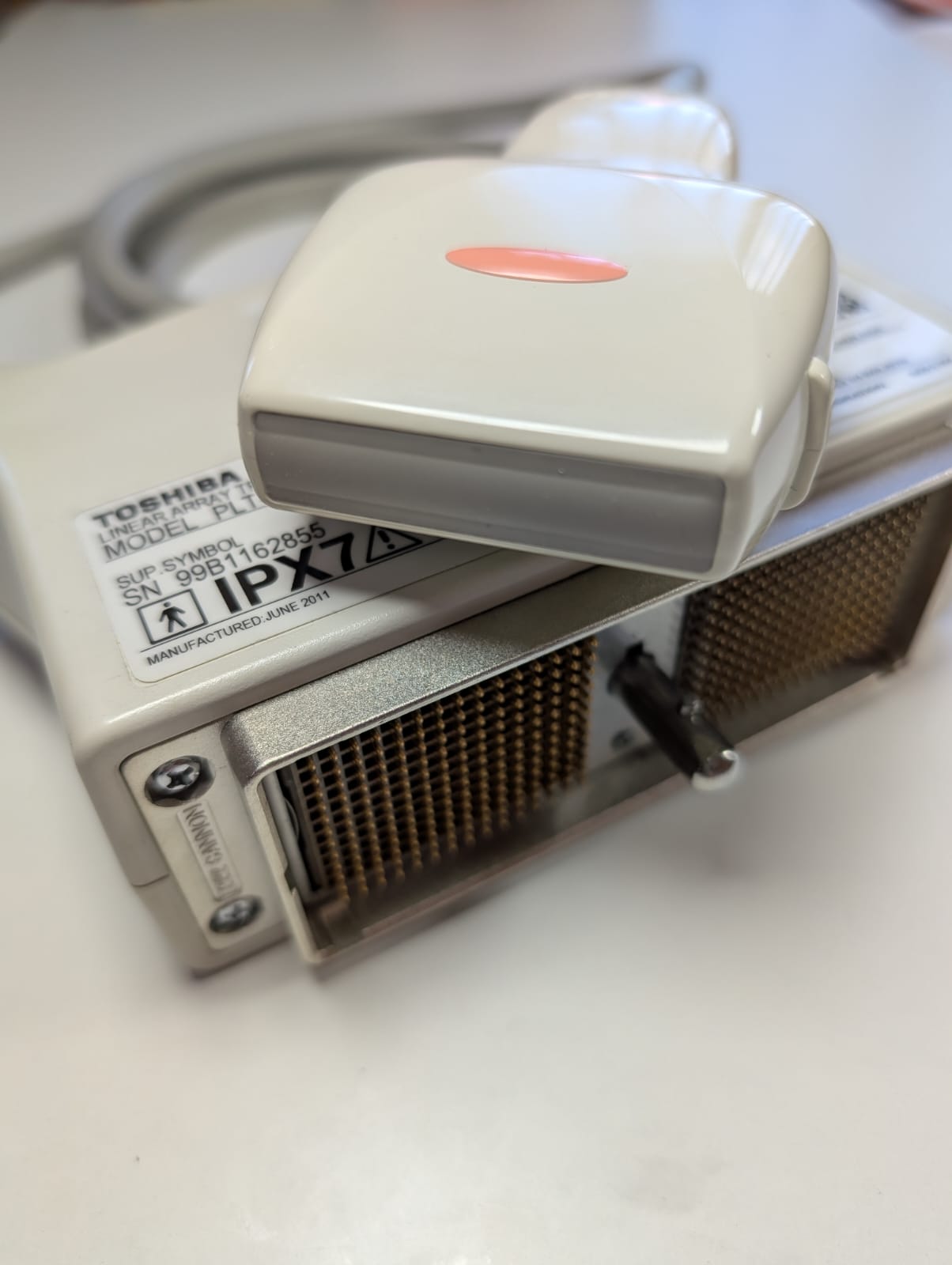 Toshiba PLT-704SBT - Imagen 3