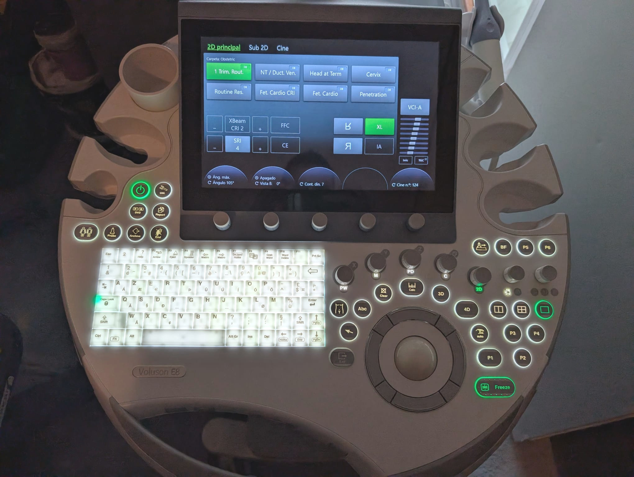 VOLUSON E8 BT20 - Imagen 9